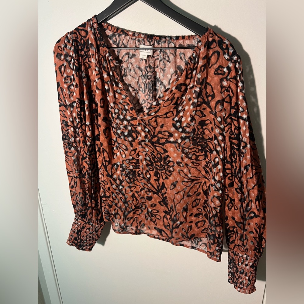 V-Neck Printed Blouse